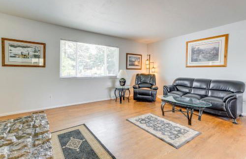 2 Mi to Hospitals Home with Private Yard in Aurora - Photo 5