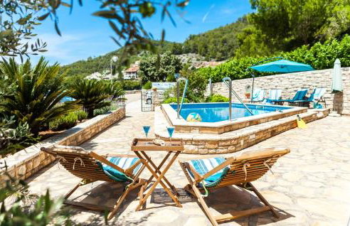 Pet Friendly Home In Blato With Wifi - Photo 11