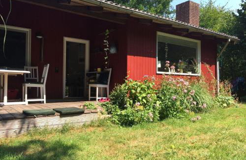 Schwedenhaeuschen-am-See-einfach-Lagom - Foto 1