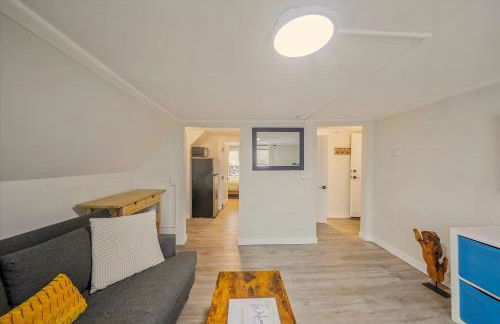 Chic, Cozy & New Prime location with AC, Street Parking #4 - Foto 4