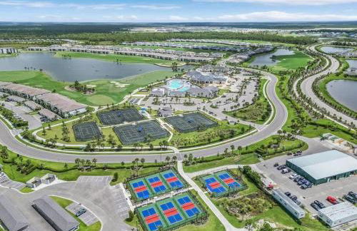 Babcock National Coach Crisp, Elegant and Serene - Foto 34