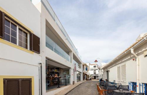 Frontline Seaview Apartment - Photo 9