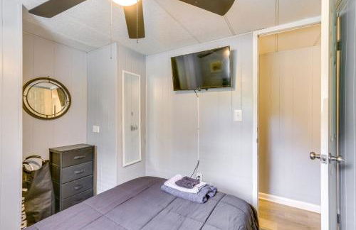 1 Mi to Sands Beach Walkable Island Home with Yard! - Photo 24