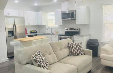 3BR Townhome 15mins from Downtown Sleeps 6 - Foto 5