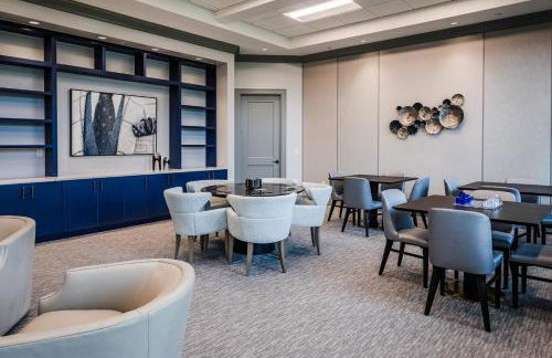 Sophisticated Condo for a Relaxing Stay at The National Golf and CC - Photo 5