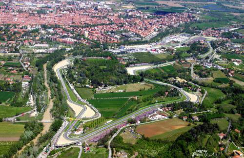 La Casa di Hank - il Centro Storico e l Autodromo - Foto 33