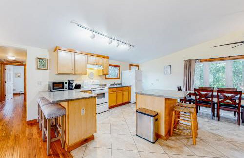 Sherry Road Retreat - Photo 7