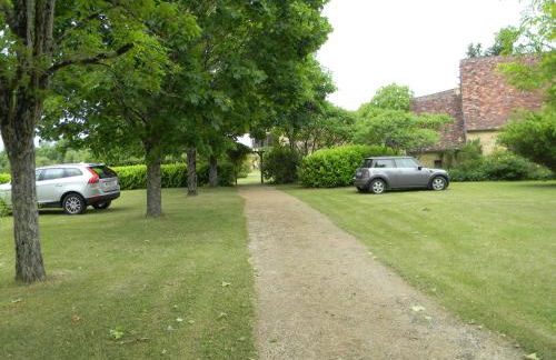 La Ferme de l'Embellie Gîtes et Chambres d'Hôtes - Foto 24