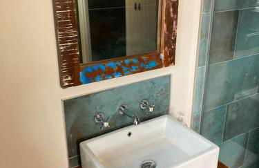 Great country-style house with a courtyard - Photo 25