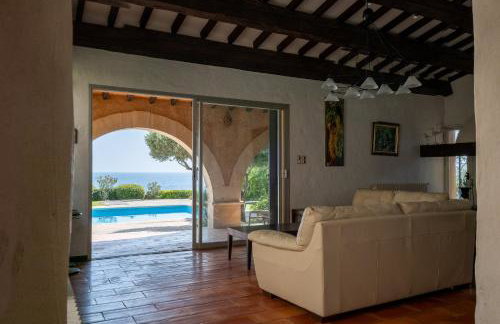La Roche Bleue - Villa de charme avec vue exceptionnelle bord de mer piscine privée jardin et terrasse - Foto 14