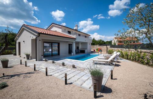 Villa Monika - Photo 1