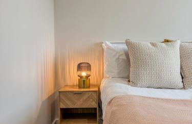 Middleton Mews- 3BR- Wollaton Park-Hospital & Uni - Photo 7