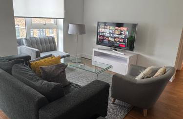 2 bedroom 2 bath 1 ensuite in Roya Asenal beautiful views & parking - Foto 4