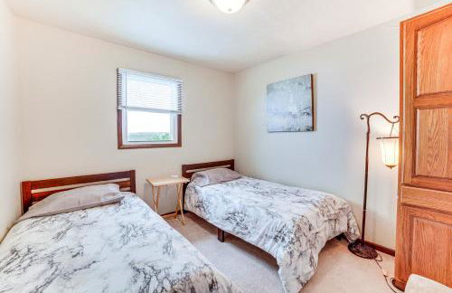 Watch the Sunrise at this Quaint Lake-View Cottage - Foto 20