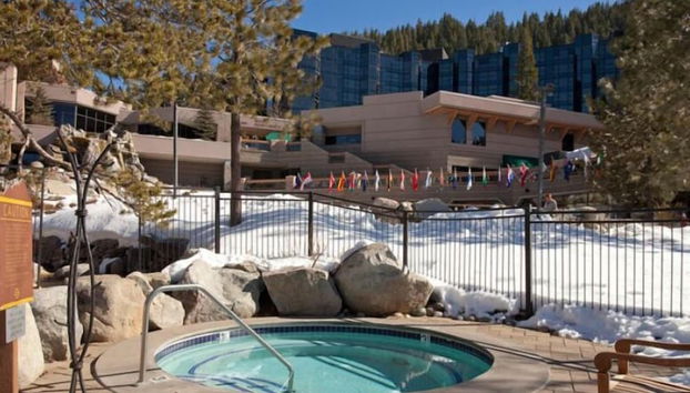 Banheira de hidromassagem exterior