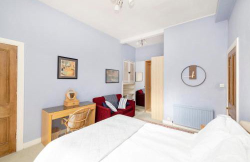 Charming 1-Bedroom Edinburgh City Getaway - Foto 19
