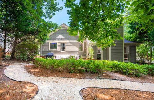 Cozy Boho Kildaire Farms Home- near Downtown - Foto 9