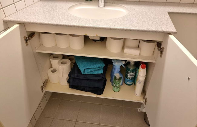 Entire Flat Close to Airport, Train, Center for 7 - Foto 20