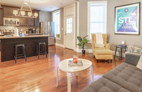 Lovely 4BR Shaw Family Home Garage ABODEbucks - Photo 10