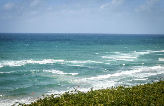 Seaside Escape with Private Patio by Sea N Rent - Foto 47