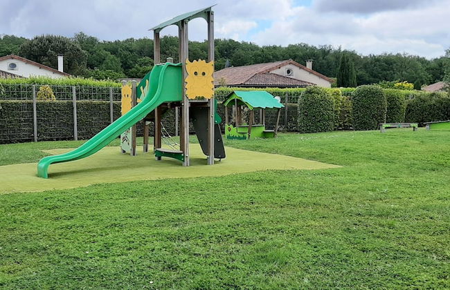 Villa in Les Forges With Golf & Pool - Foto 21