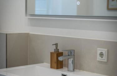 Hochwertige Altbauwohnung im modernen Stil in Wiesbaden - Küche - Terrasse - WLAN - Zentral - Foto 3