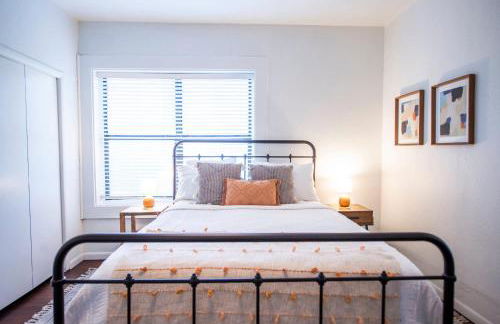 Newly Updated Cozy 1927 Uptown Tudor 4 min to Magnolia - Photo 38