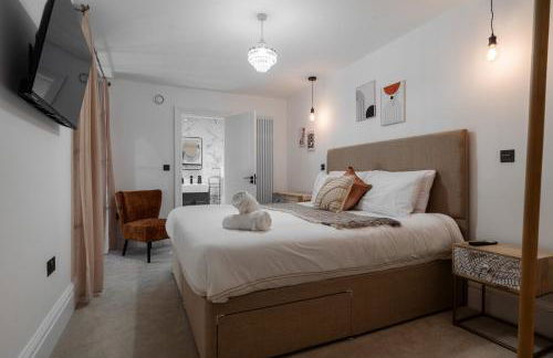 The Spire! Historic Features Rare 1800s Church - Foto 13