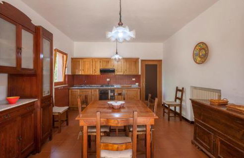 Gorgeous Home In Ponzano Di Fermo - Foto 15