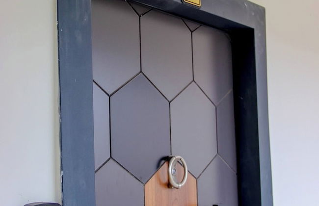 Lux Studio Jkia Airport View Suite - Photo 19