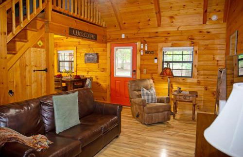 Cabin in the Woods - Hot Tub, Fire Pit, BBQ - Foto 28