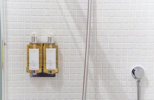 Trewhiddle Retreat V11 by Together Travel - Luxury 4-Bedroom Villa - Foto 38