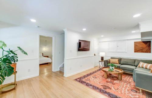 Luxury Mountain Retreat - 4 King Suites & Hot Tub - Photo 61