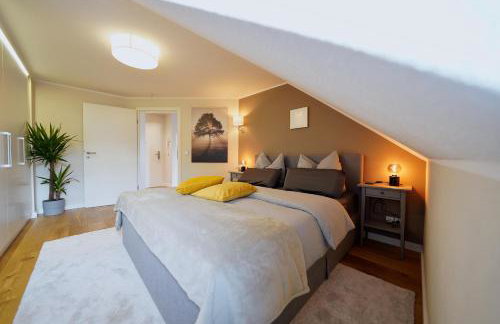 EDLER WOHNRAUM Noble Stadtoase mit Boxspringbett, Kaffeevollautomat & Parkplatz - Foto 4