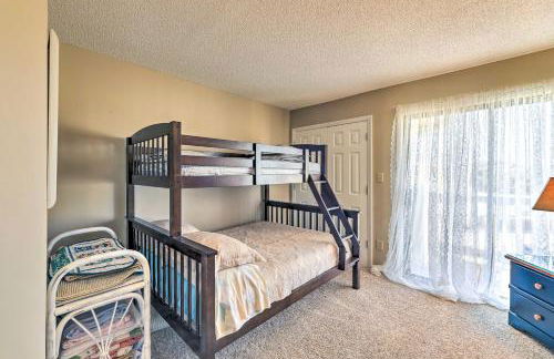 Coastal Condo with Indoor and Outdoor Pool Access - Foto 17