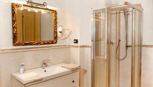 Re Umberto Suite - Foto 5, towels, Shower