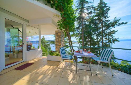 Apartments Six - Photo 13