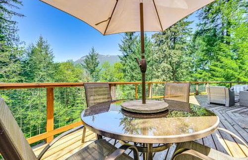 Grizzly Tower Packwood Cabin with Hot Tub! - Foto 32