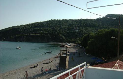 Elena Studios - Photo 6