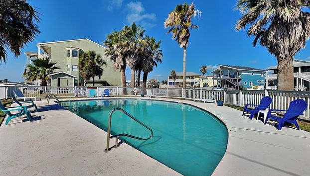 Kontiki Beach Resort #317 by Miss Kitty’s - Foto 3, Servicios del alojamiento