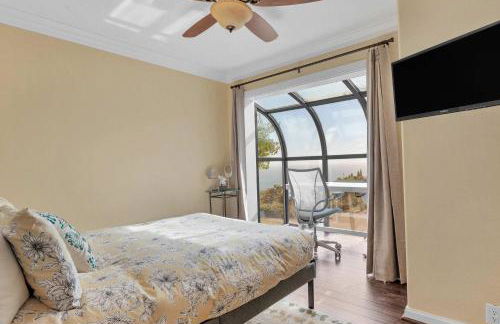 Expansive Ocean-View Retreat with Home Theatre & Spa - Foto 56