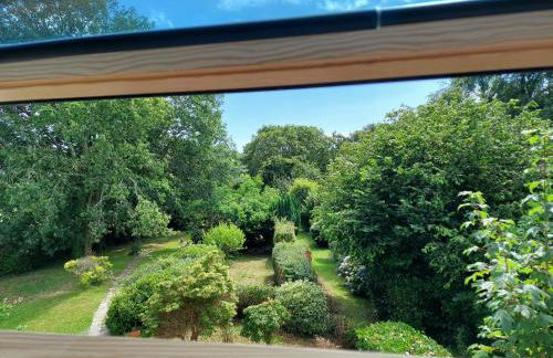 Le 105 - appart-sympa - T2 vue jardin et cave - Larmor-Plage - Foto 9