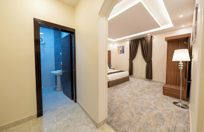 Al Qasr Hotel Suites - Al Iskan District - Photo 7