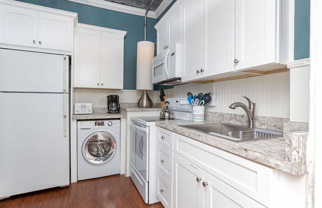 Southern Belle Terrace - Photo 8