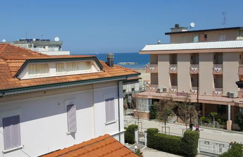 Appartamento 3 camere con vista sul mare e parcheggio - Foto 26
