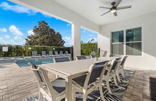 Happiest Home on Earth - Custom Pirate & Nature Bunks 8 King Suites Theater & Pool - Foto 30