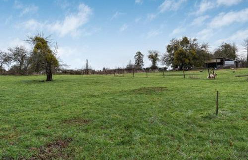 Luxury country oak beamed peaceful retreat - Photo 28