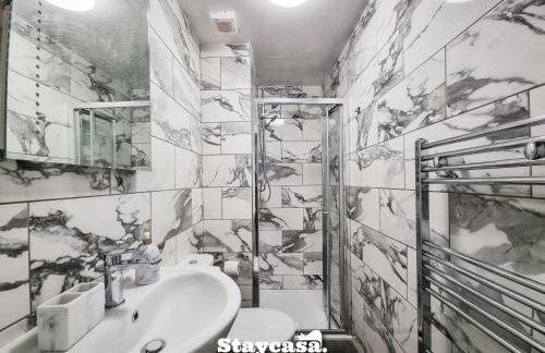 Spacious 5BR Home in Leafy Withington - 19677 - Foto 8