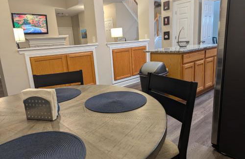 Cedar's Corner in Concord Spacious & Clean - Foto 20