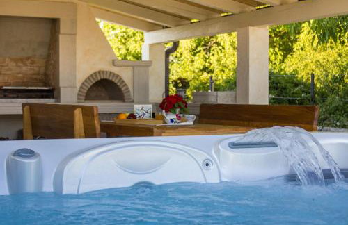 Villa Luca with pool and jacuzzi - Foto 49